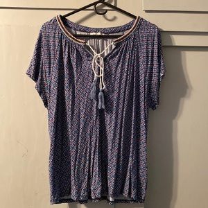 Woman’s top. Skies are Blue brand. Size 1X. Like new condition